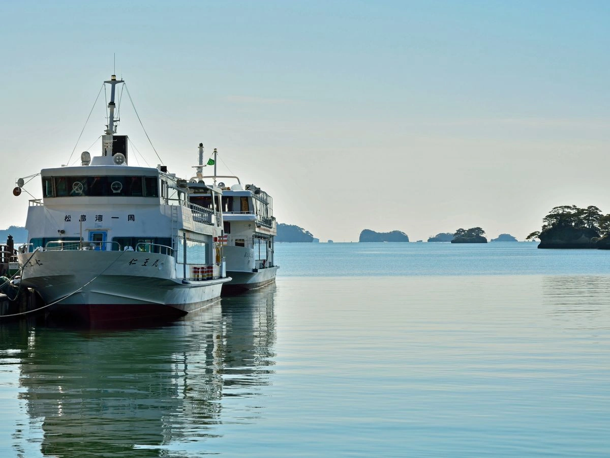 从仙台出发的一日游日本三景松岛游览船乘船・松岛离宫・瑞严寺+竹叶蟹&牡蛎♪<火木金土限定/仙台站出发和到达>